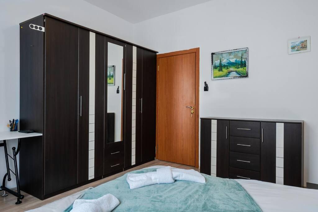 Spacious 3Bd Central Apartment Sofia Exteriör bild