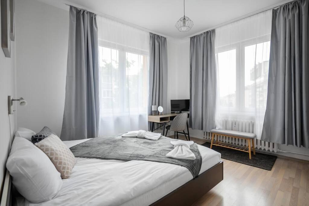 Spacious 3Bd Central Apartment Sofia Exteriör bild