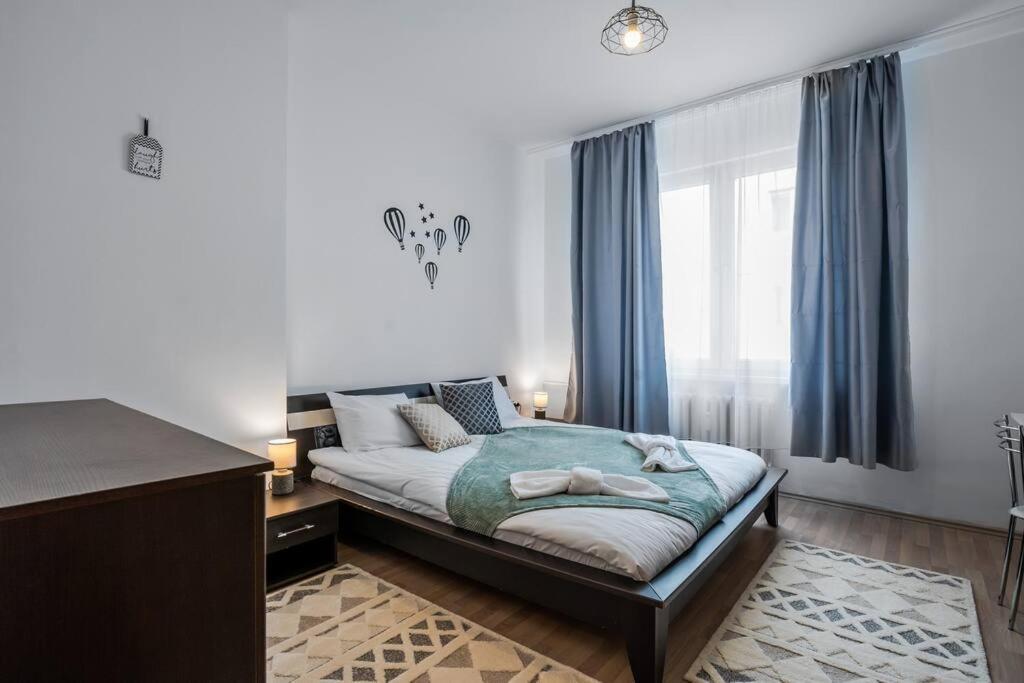 Spacious 3Bd Central Apartment Sofia Exteriör bild