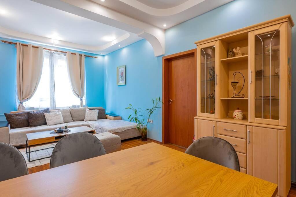 Spacious 3Bd Central Apartment Sofia Exteriör bild