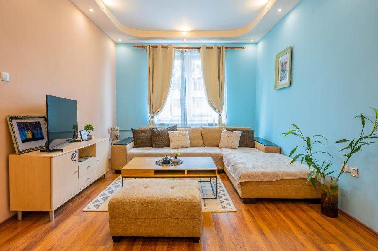 Spacious 3Bd Central Apartment Sofia Exteriör bild