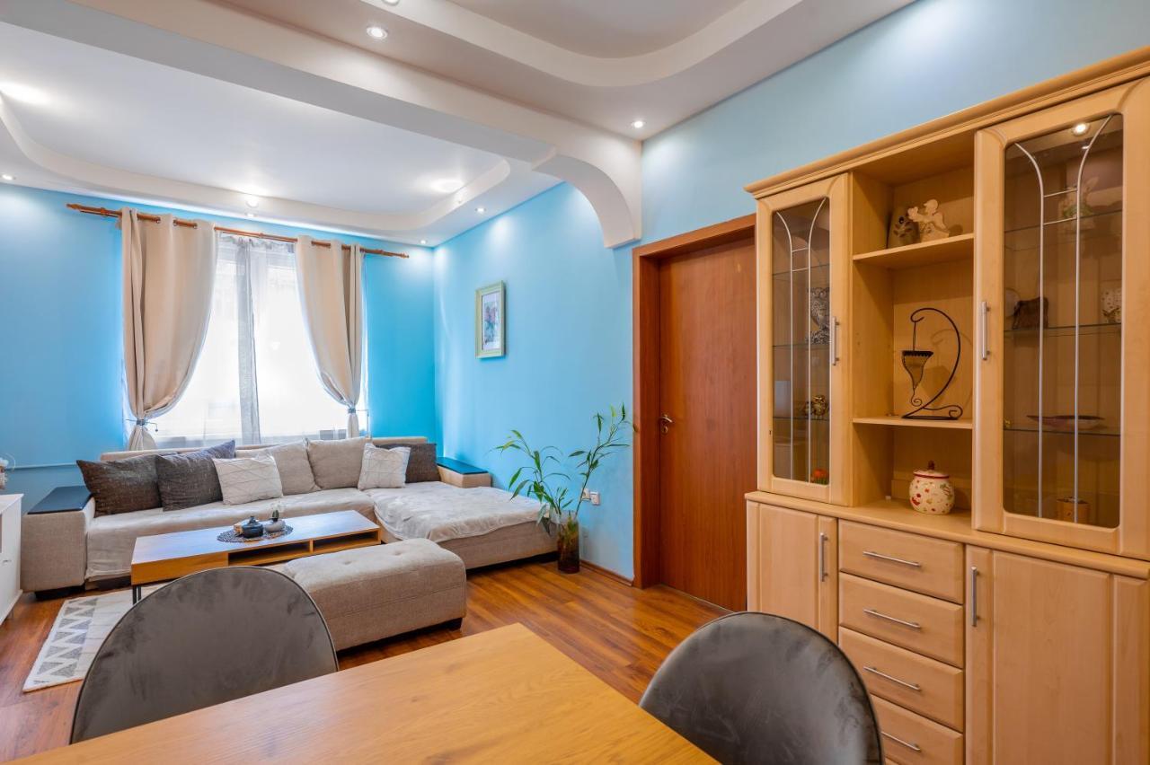 Spacious 3Bd Central Apartment Sofia Exteriör bild